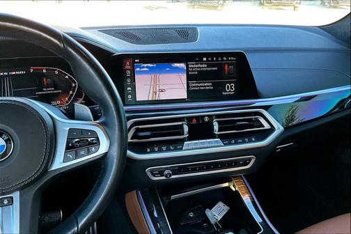 2021 BMW X5 M50i