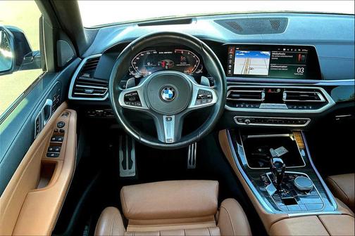 2021 BMW X5 M50i