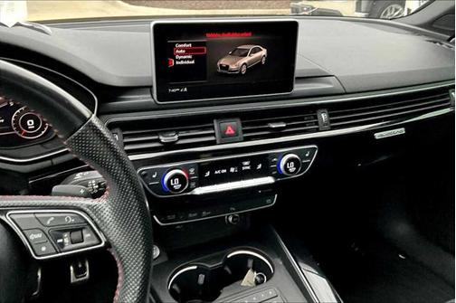 2018 Audi A4 2.0T Premium Plus