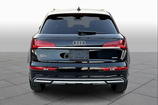 2023 Audi Q5 40 Premium