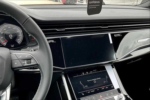 2025 Audi Q7 45 Premium