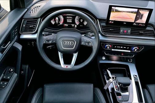2024 Audi Q5 45 S line Prestige