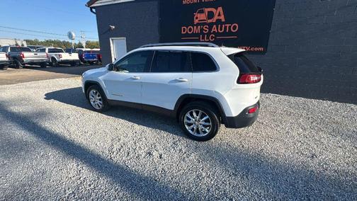 2016 Jeep Cherokee Sport