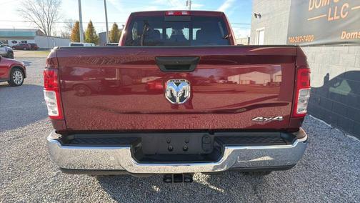 2020 RAM 2500 Tradesman Crew Cab 4X4 6'4' Box
