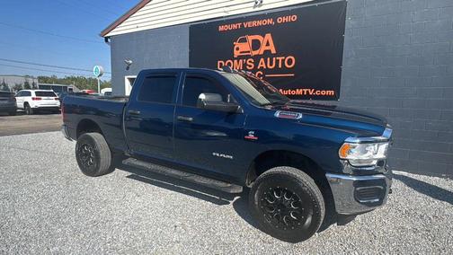2022 RAM 2500 Tradesman Crew Cab 4x4 6'4' Box