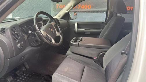 2009 Chevrolet Silverado 2500 LT Crew Cab