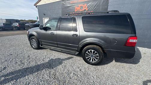 2017 Ford Expedition EL XLT