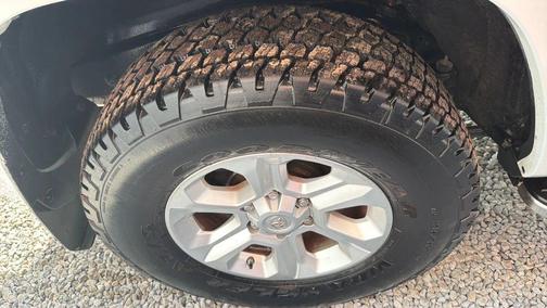 2015 Toyota 4Runner SR5 Sport Utility 4D