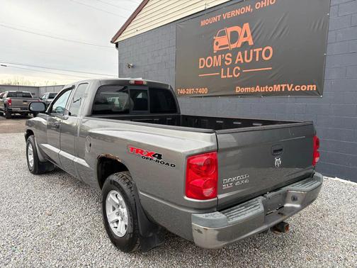 2007 Dodge Dakota SLT Club Cab