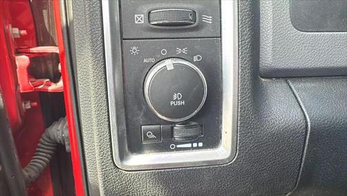 2014 RAM 1500 SLT