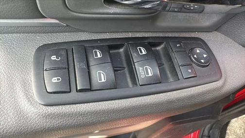 2014 RAM 1500 SLT