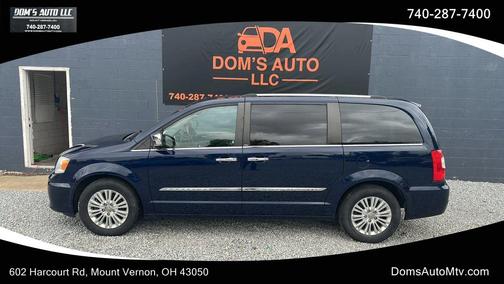 2012 Chrysler Town & Country Limited