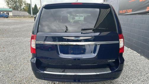 2012 Chrysler Town & Country Limited
