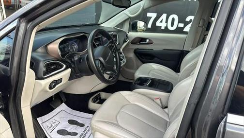 2021 Chrysler Voyager LXI