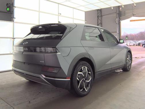 Shooting Star (Matte Gray) 2024 Hyundai IONIQ 5 SEL