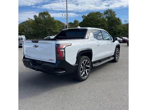 2024 Chevrolet Silverado EV RST