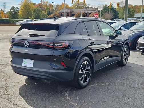 2022 Volkswagen ID.4 Pro