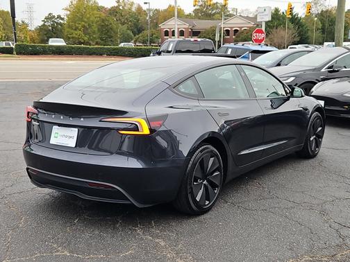 2025 Tesla Model 3 Long Range