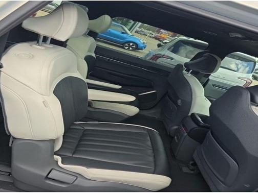 Ivory Silver Matte 2024 Kia EV9 GT-Line