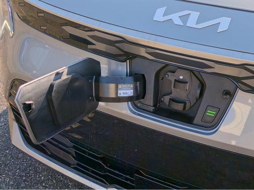 2023 Kia Niro EV Wind