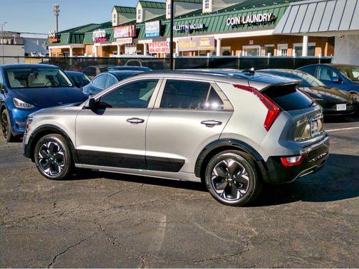 2023 Kia Niro EV Wind