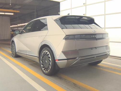 2023 Hyundai IONIQ 5 Limited