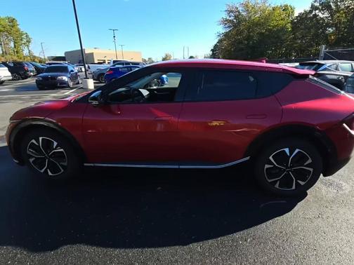 2022 Kia EV6 Wind