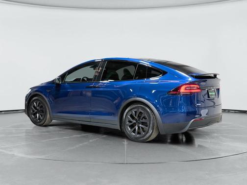 2024 Tesla Model X Base