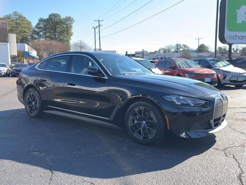 Jet Black 2025 BMW i4 Gran Coupe xDrive40