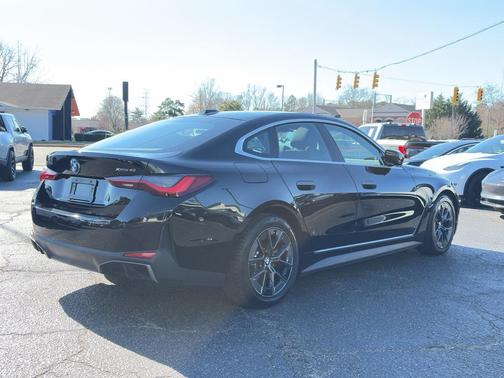 Jet Black 2025 BMW i4 Gran Coupe xDrive40