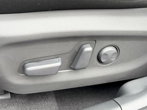 2023 Hyundai KONA EV SEL