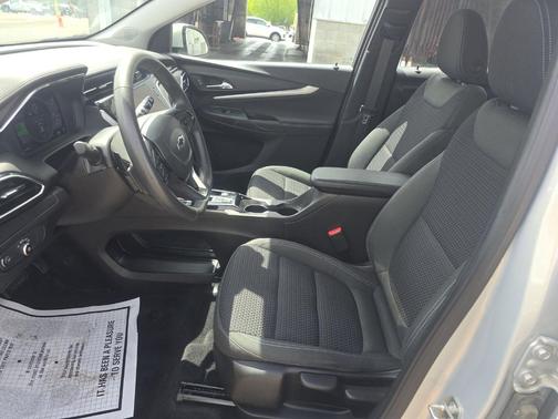Silver Flare Metallic 2023 Chevrolet Bolt EUV LT