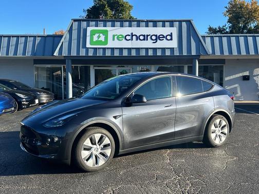 2024 Tesla Model Y Long Range