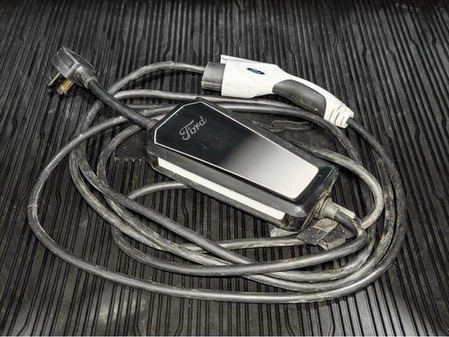 Iconic Silver Metallic 2021 Ford Mustang Mach-E Select