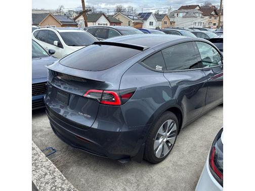 Deep Blue Metallic 2023 Tesla Model Y Long Range