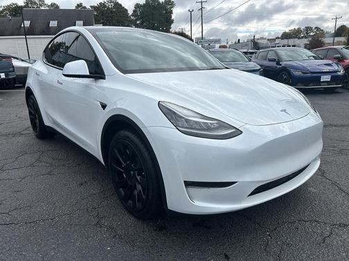 2023 Tesla Model Y Long Range