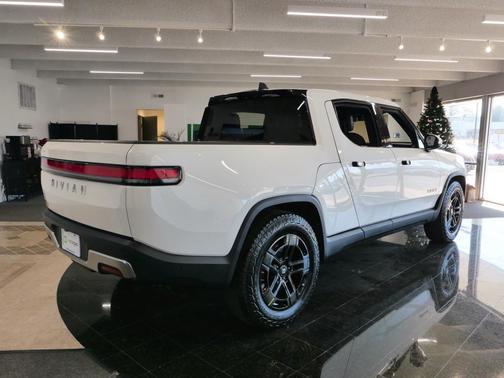 2022 Rivian R1T Adventure Package