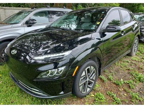 Abyss Black Pearl 2023 Hyundai KONA EV Limited