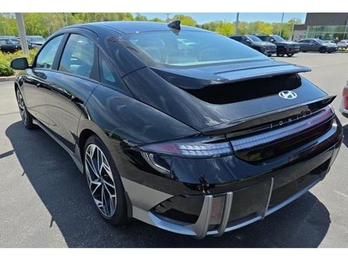 Onyx Black 2023 Hyundai IONIQ 6 SEL
