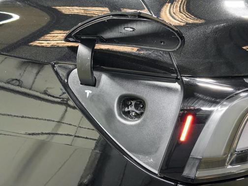 2026 Tesla Model Y Long Range