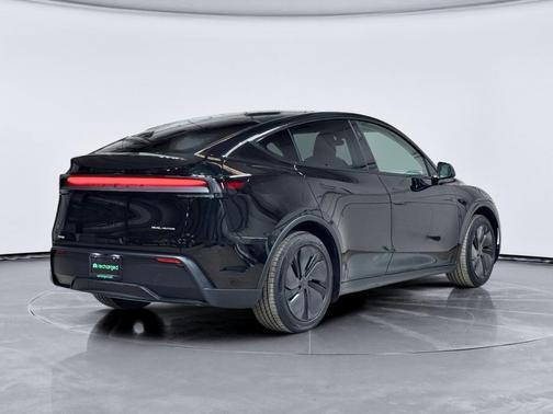 2026 Tesla Model Y Long Range