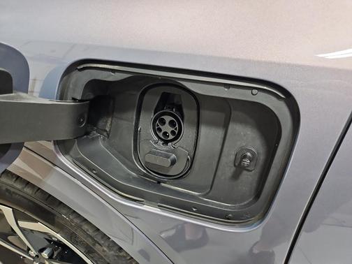 Galaxy Gray Metallic 2024 Chevrolet Equinox EV 2LT