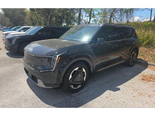 Panthera Metal 2024 Kia EV9 Land