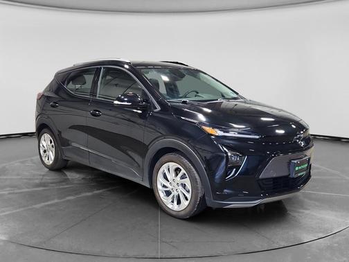 Mosaic Black Metallic 2023 Chevrolet Bolt EUV LT