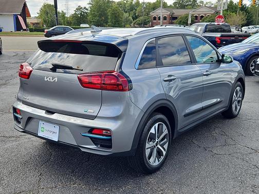 2022 Kia Niro EV EX