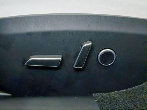 2022 Tesla Model S Plaid