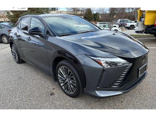 2023 Lexus RZ 450e Luxury