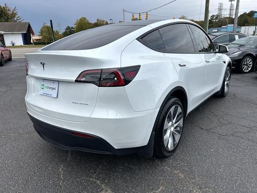 2022 Tesla Model Y Long Range