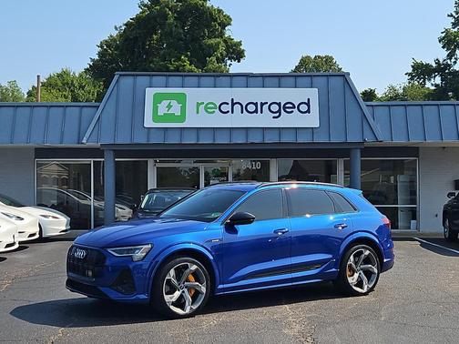 2023 Audi e-tron S Prestige