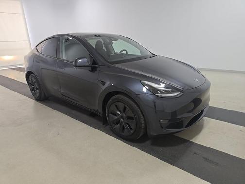 Stealth Grey 2024 Tesla Model Y Long Range